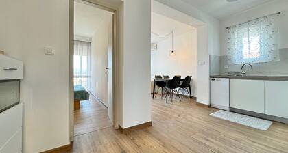 Apartment Goldie 1° with sea view, Air conditioning, Wi-Fi, close to the center