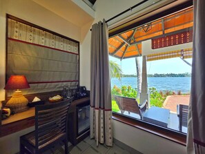 Egyptian cotton sheets, premium bedding, individually decorated - Vedic Village Retreat (Kodungallur)