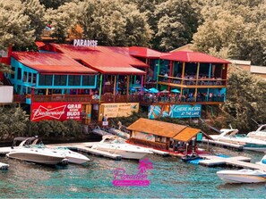 Marina - Waters Ledge-Amazing Lakeview, Deck, Pools , Beach (Osage Beach)