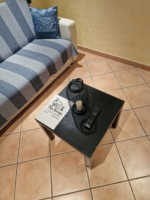 智能电视、书