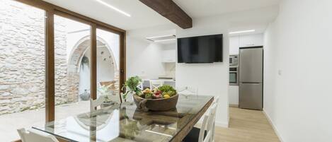 4 bedrooms