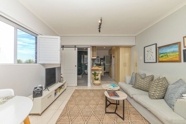 Studio, 1 Bedroom, Mountain View | Living room - Mouille Point Studio Including Welcome Basket (Cape Town)