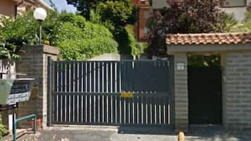 Enceinte de lâhĂ©bergement