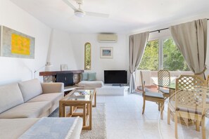 Téléviseur, lecteur de DVD