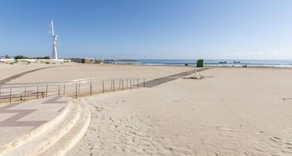 Cotton in Oliva With 3 Bedrooms and 1 Bathrooms