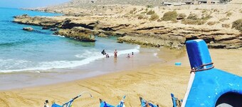 Cozy 2-bedroom apartment Thagazout Bay with WiFi, AC, Sea&Golf View