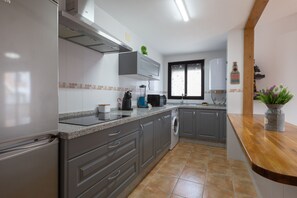 Apartment | 1 bedroom - Tolox 2 in Tolox With 1 Bedrooms and 1 Bathrooms (Tolox)