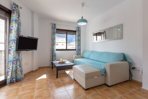 Apartment | 1 bedroom - Tolox 1 in Tolox With 1 Bedrooms and 1 Bathrooms (Tolox)