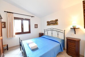 2 Schlafzimmer, Bügeleisen/Bügelbrett, Reisekinderbett, kostenloses WLAN