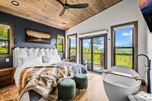 4 quartos, escrivaninha, Wi-Fi de cortesia, roupa de cama