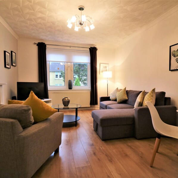 2 bedrooms - Bruce Terrace Lower - Blantyre (Glasgow)