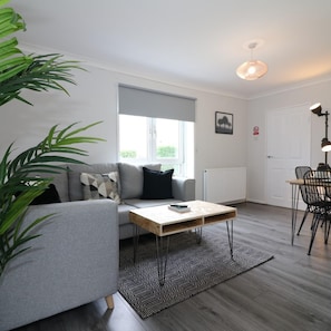 Apartment - Caldercruix House - Airdrie (Airdrie)