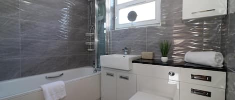 Apartment | 3 bedrooms