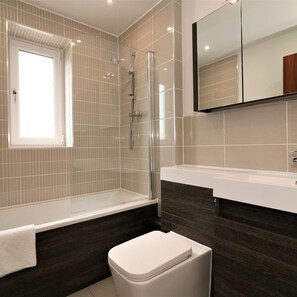 Apartment | 4 bedrooms - Macneish House - East Kilbride (Glasgow)