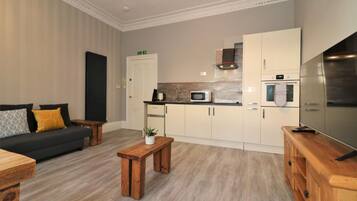 Apartment, Smoking | 1 bedroom