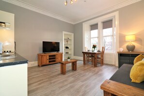 Apartment, Smoking | 1 bedroom