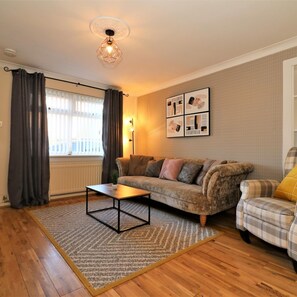 Apartment, Smoking | 4 bedrooms - Shield House - Govan (Glasgow)