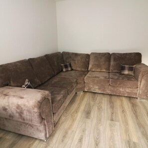 Apartment | 3 bedrooms - Salisbury House - East Kilbride (Glasgow)