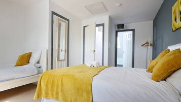 Desk, iron/ironing board, free WiFi, bed sheets