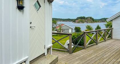 2 bedroom beautiful home in Høvåg