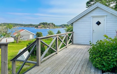 2 bedroom beautiful home in Høvåg