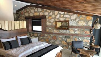 Deluxe Room | 1 bedroom, free WiFi, bed sheets