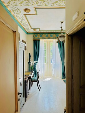 Luxury Double Room, Balcony, City View