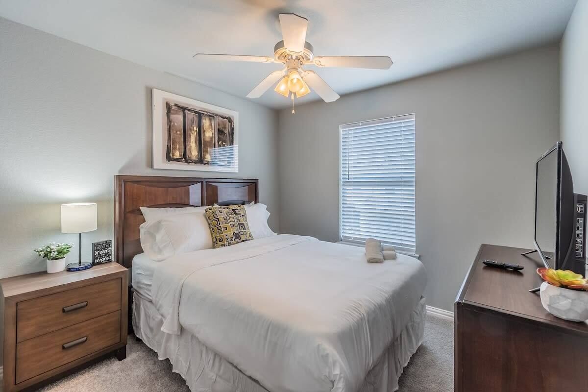 4 BR 2.5 BA Townhouse in grand prairie