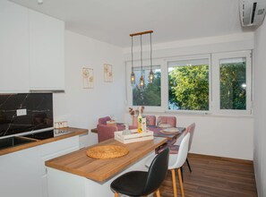 Apartment (Apartment Matko - Two Bedrom Apartmen) | Ruang makan