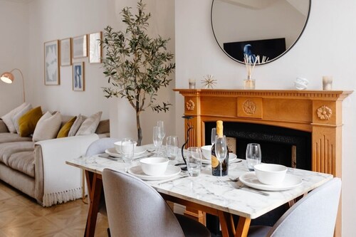Stylish & Comfortable Modern Getaway