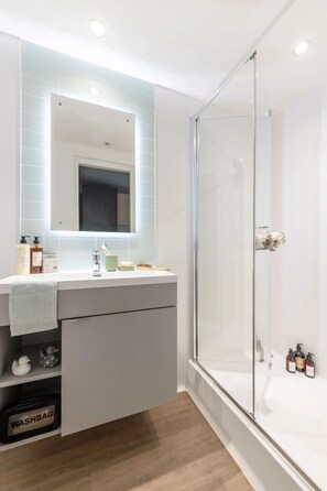 Chambre simple | Salle de bain