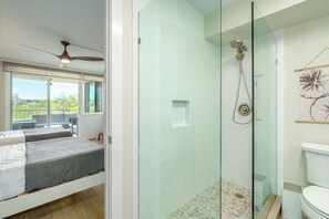 Hårtork och handdukar