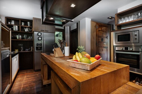 AQUATERRA LODGES LUXURY