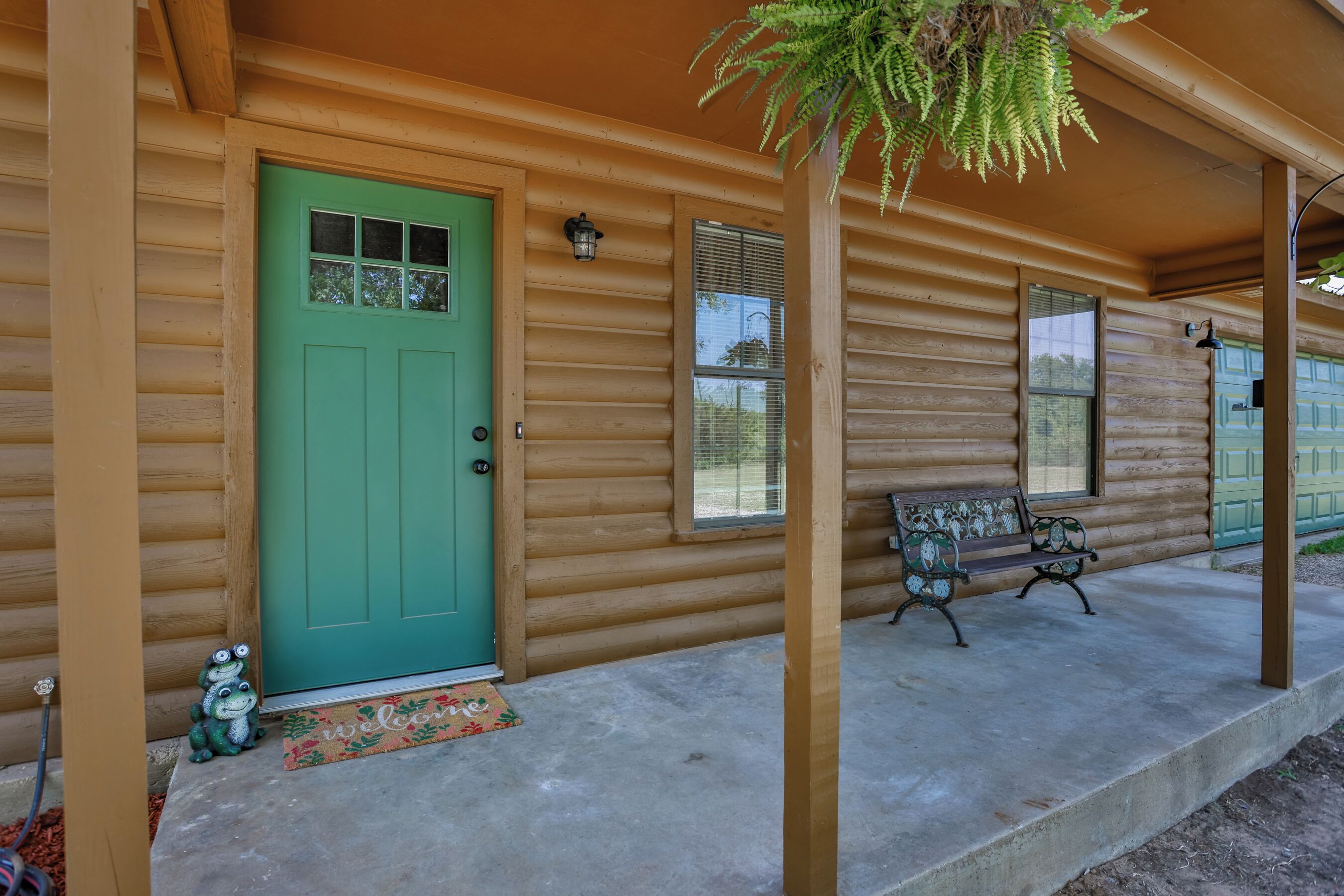 Charming farmhouse with 3 bedrooms located 11 minutes from Winstar