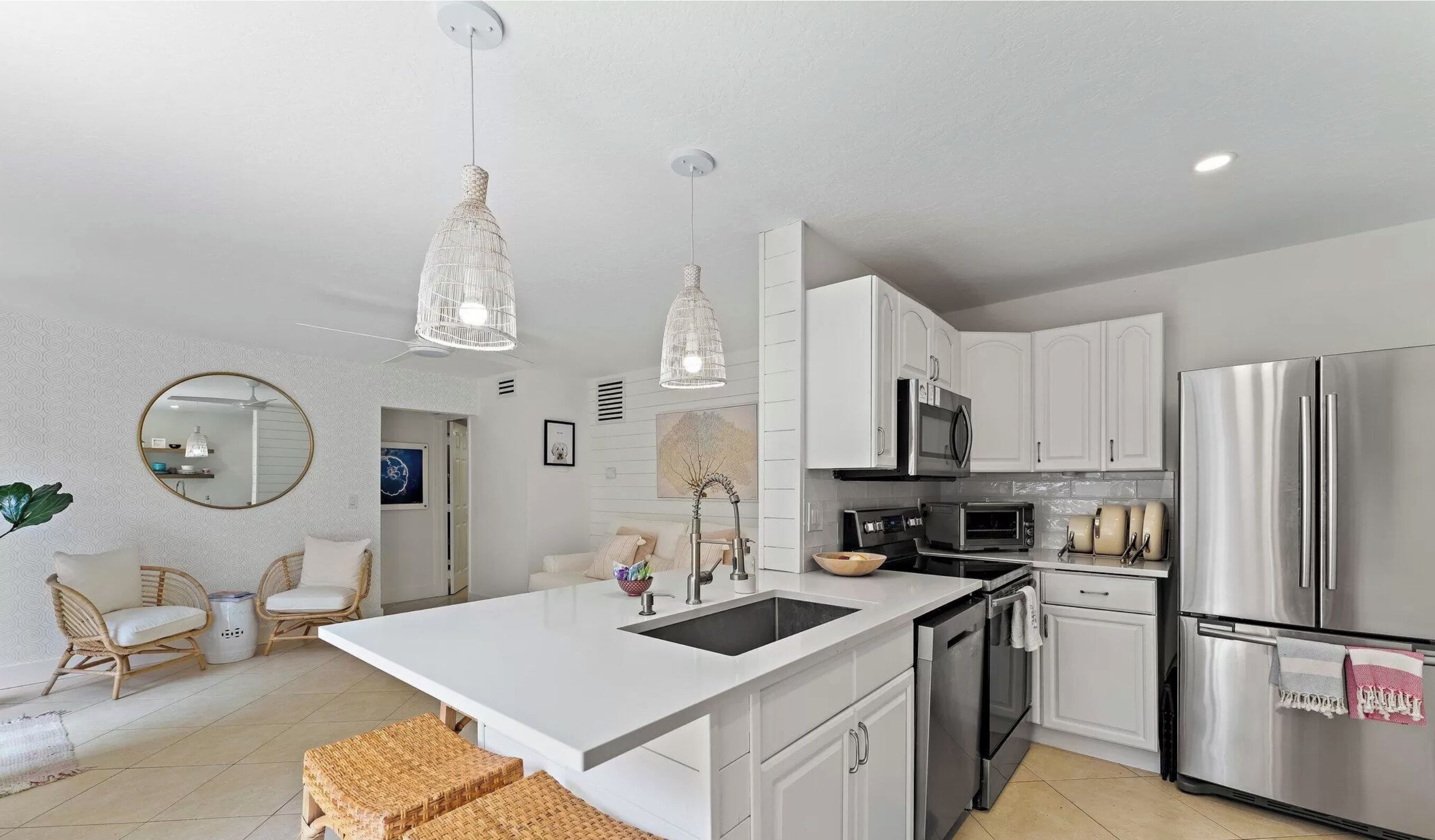 冰箱、微波炉、烤箱、炉灶