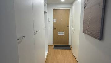 Standard Studio | 1 bedroom, iron/ironing board, free WiFi