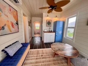 Villa, 6 Bedrooms | Living area