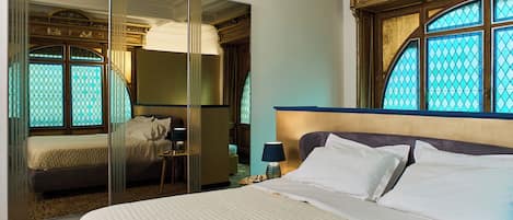 Coffres-forts dans les chambres, bureau