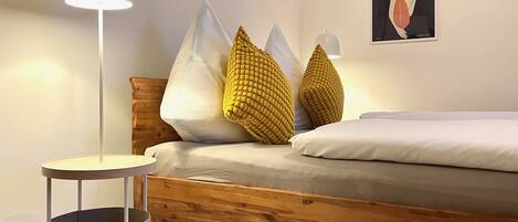 2 habitaciones, cuna de viaje, wifi y ropa de cama