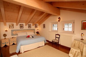 Appartamento | 4 camere, Internet