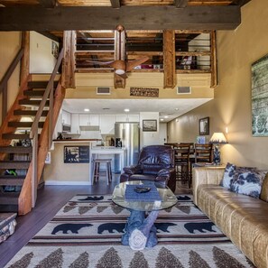 Apartment | 2 bedrooms - Brand New-spectacular View-pool-peaceful-relaxing (Sevierville)