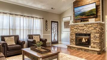 House | 4 bilik tidur