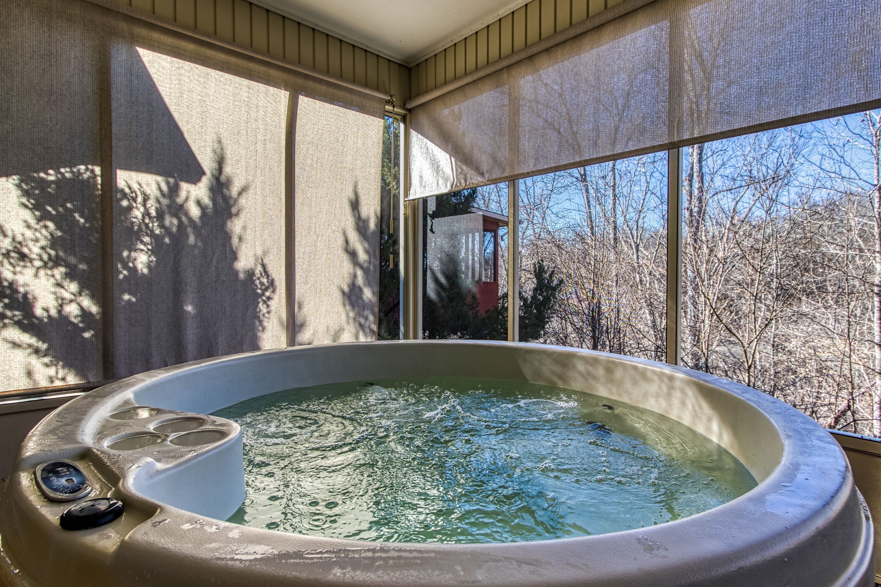 Indoor spa tub