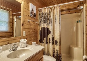 Apartment | 2 bedrooms - Quiet 5 Star Honeymooner Gorgeous View Pool FP (Gatlinburg)