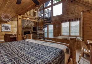 Apartment | 2 bedrooms - Quiet 5 Star Honeymooner Gorgeous View Pool FP (Gatlinburg)