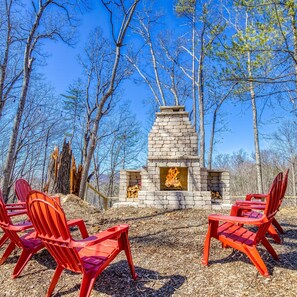 Apartment | 4 bedrooms - Brand New Gorgeous Modern Private Firepit Gameroo (Sevierville)