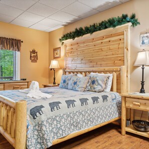 Apartment | 4 bedrooms - Beautiful Scenery w Hot Tub Pool Arcade (Pigeon Forge)