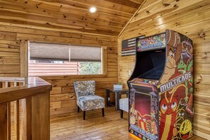 Apartment | 2 bedrooms - Amazing Views Pool Hot Tub Pool Table Arcade (Sevierville)