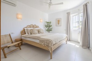 5 bedrooms, iron/ironing board, free WiFi, bed sheets - CostaBlancaDreams - Casa Clavel in Moraira (Moraira)