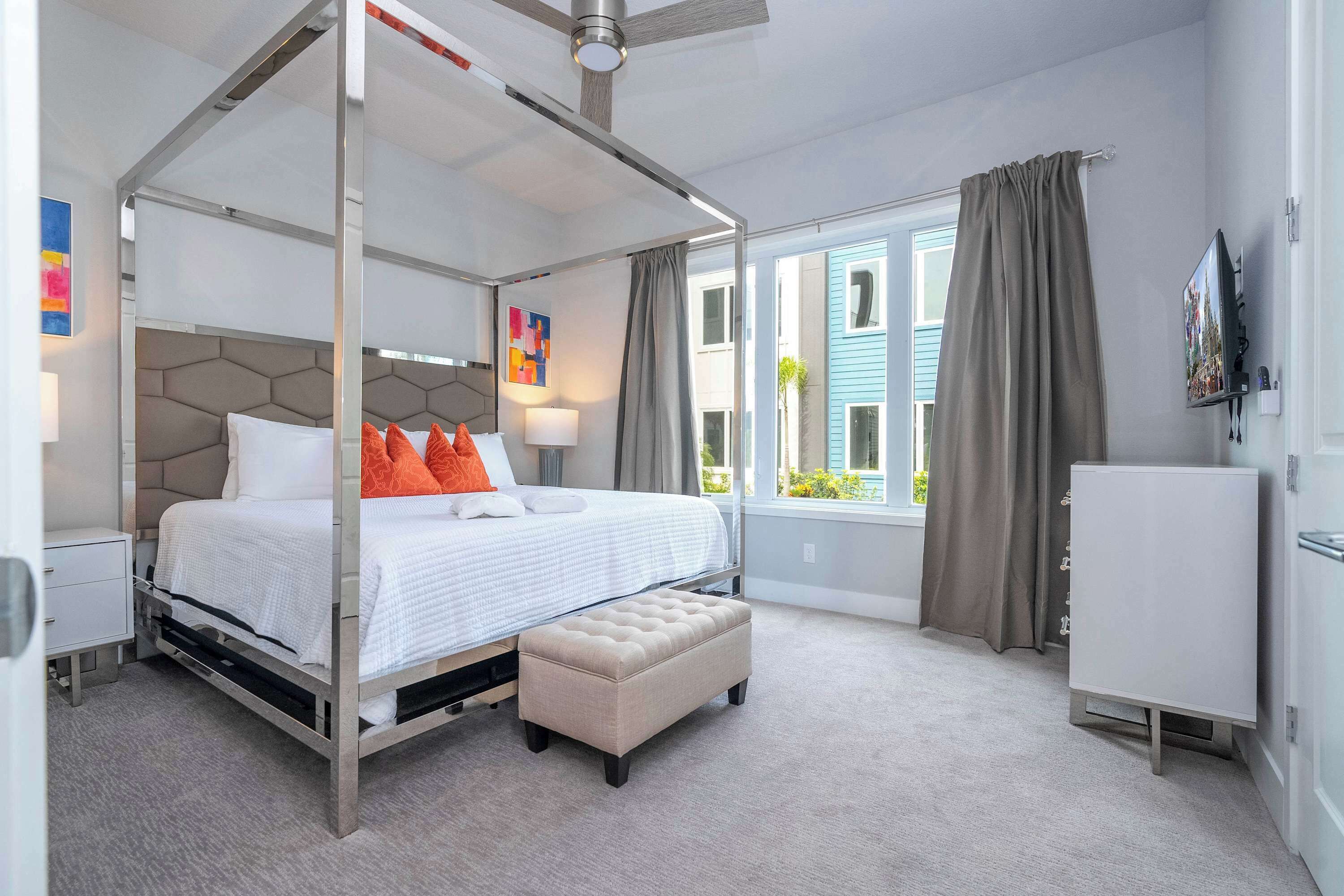 3 soverom, strykejern/-brett, reiseseng for barn og wi-fi